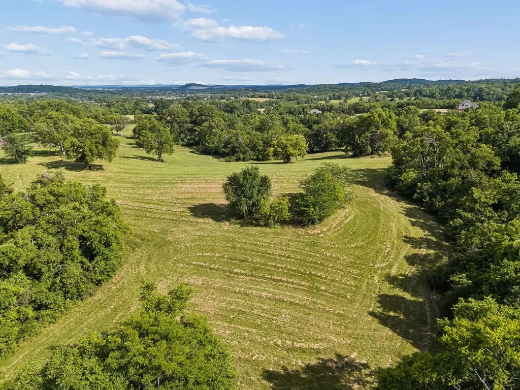 389 Atlas Pvt Lane Hendersonville TN 37075