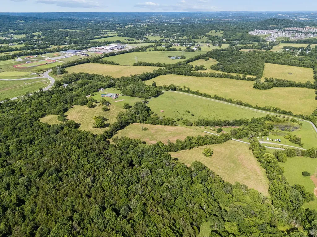 389 Atlas Pvt Lane Hendersonville TN 37075
