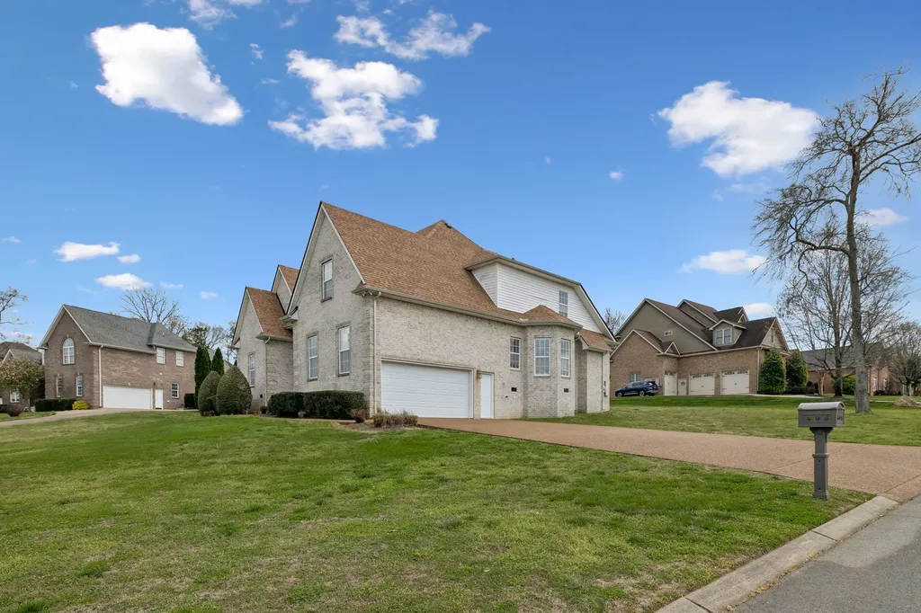 405 Rodney Way Mount Juliet TN 37122