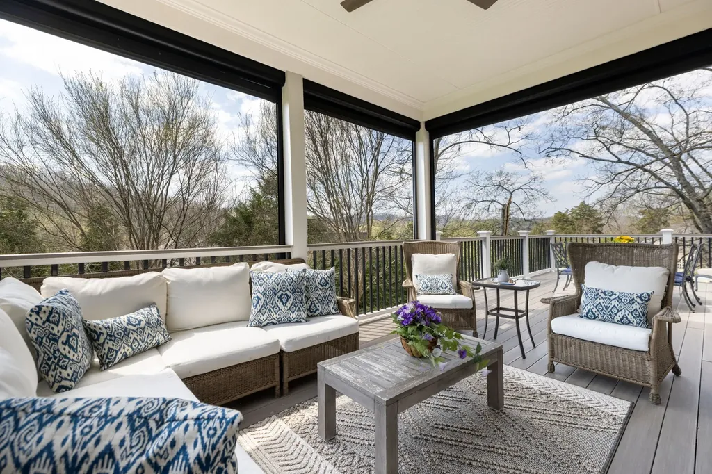 486 Sterns Crossing Brentwood TN 37027
