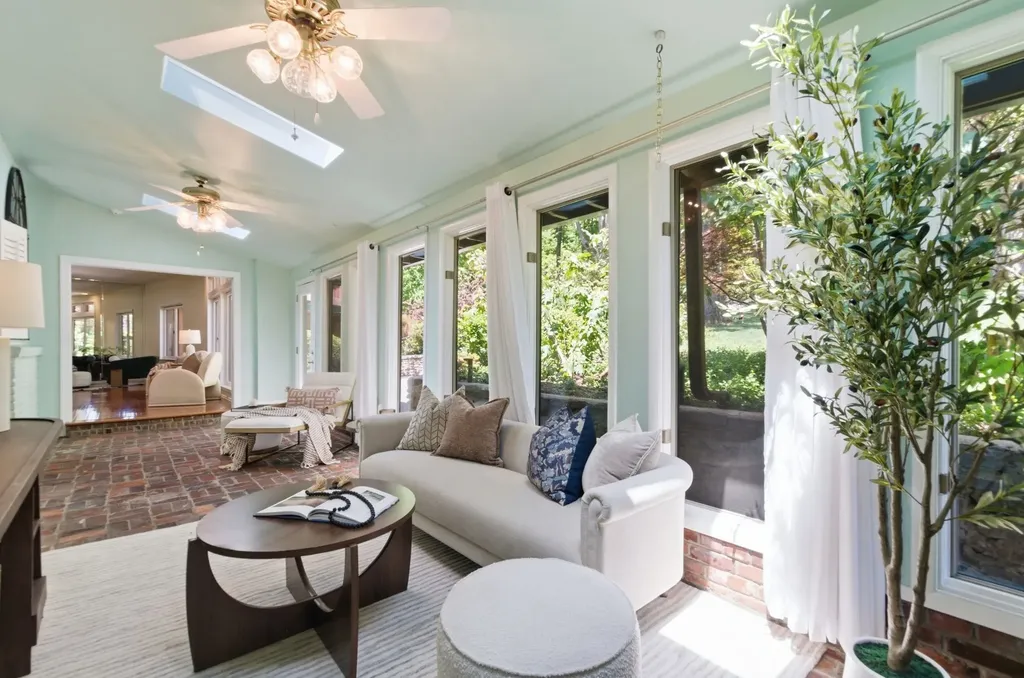 6002 Hickory Valley Road Nashville TN 37205
