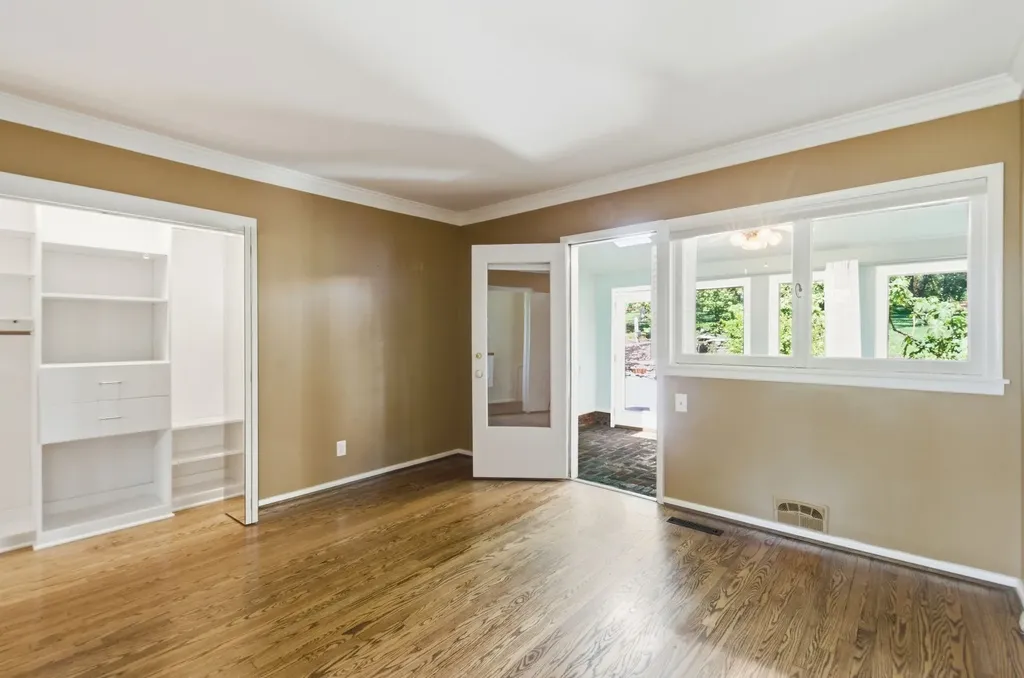 6002 Hickory Valley Road Nashville TN 37205