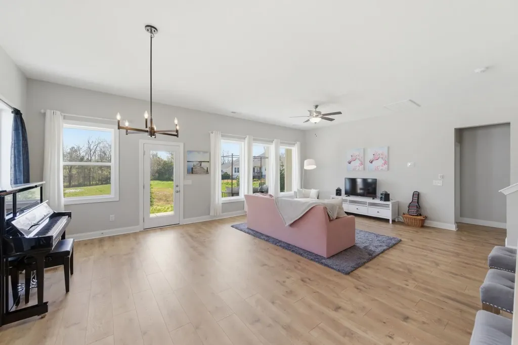 507 Stinson Court White House TN 37188