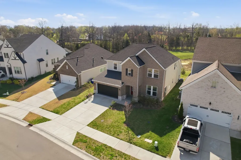 507 Stinson Court White House TN 37188