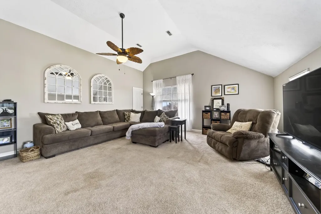 117 Huntington Place Hendersonville TN 37075