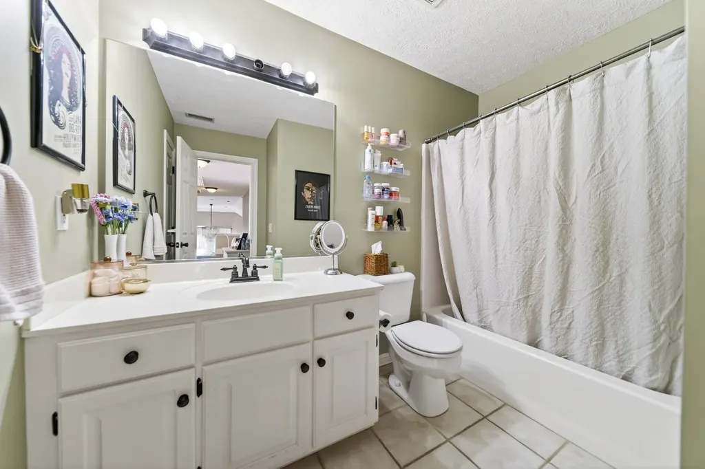 117 Huntington Place Hendersonville TN 37075