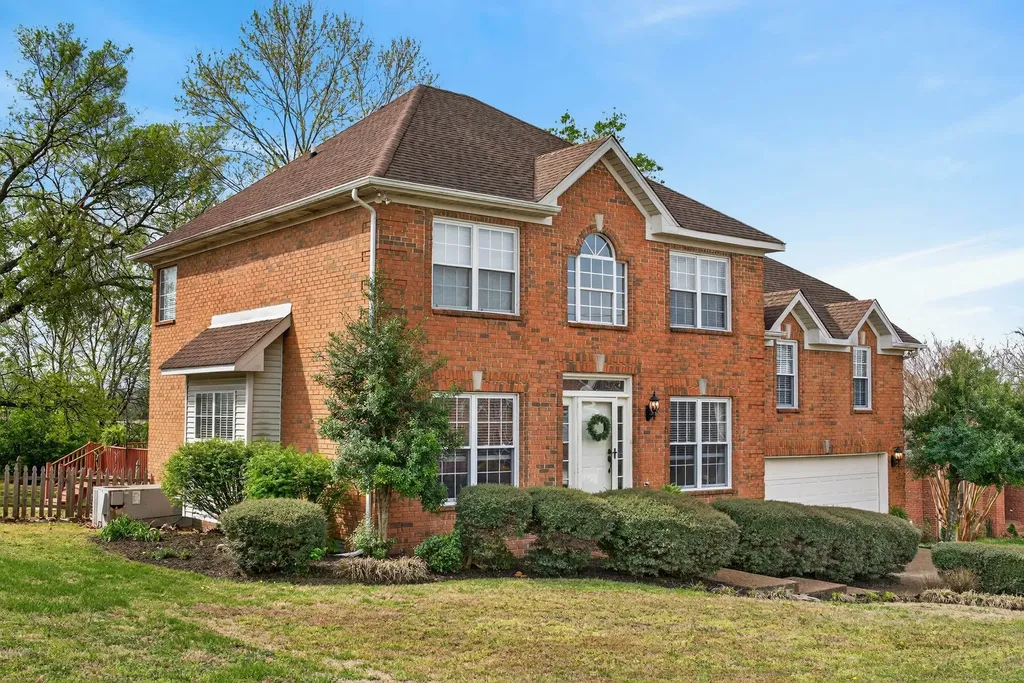 117 Huntington Place Hendersonville TN 37075
