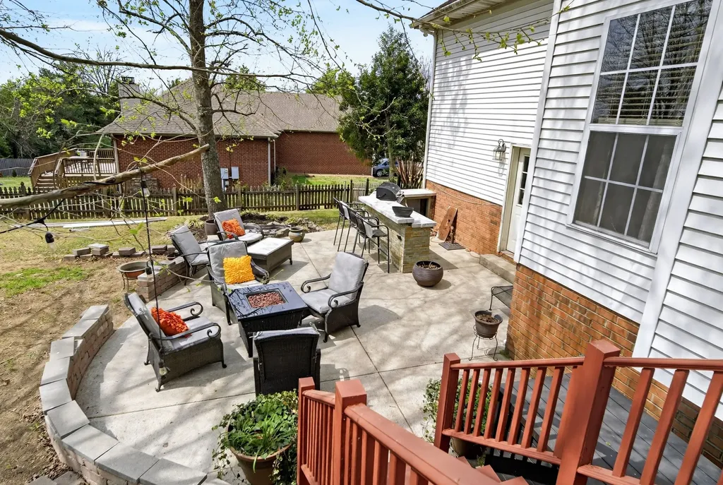 117 Huntington Place Hendersonville TN 37075