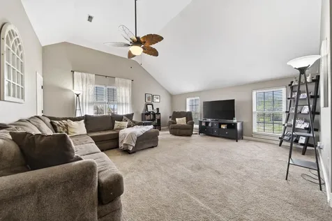 117 Huntington Place Hendersonville TN 37075