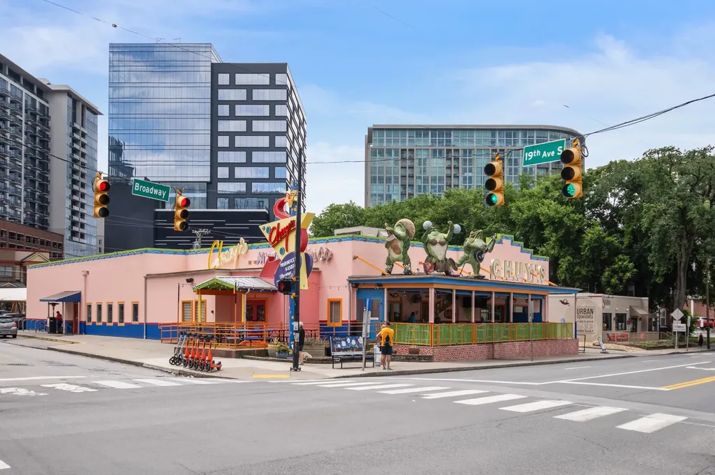 1803 Broadway Nashville TN 37203