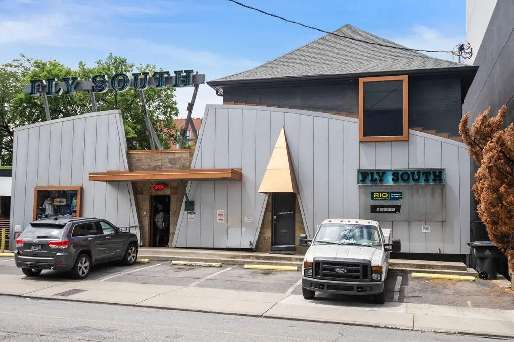 1803 Broadway Nashville TN 37203