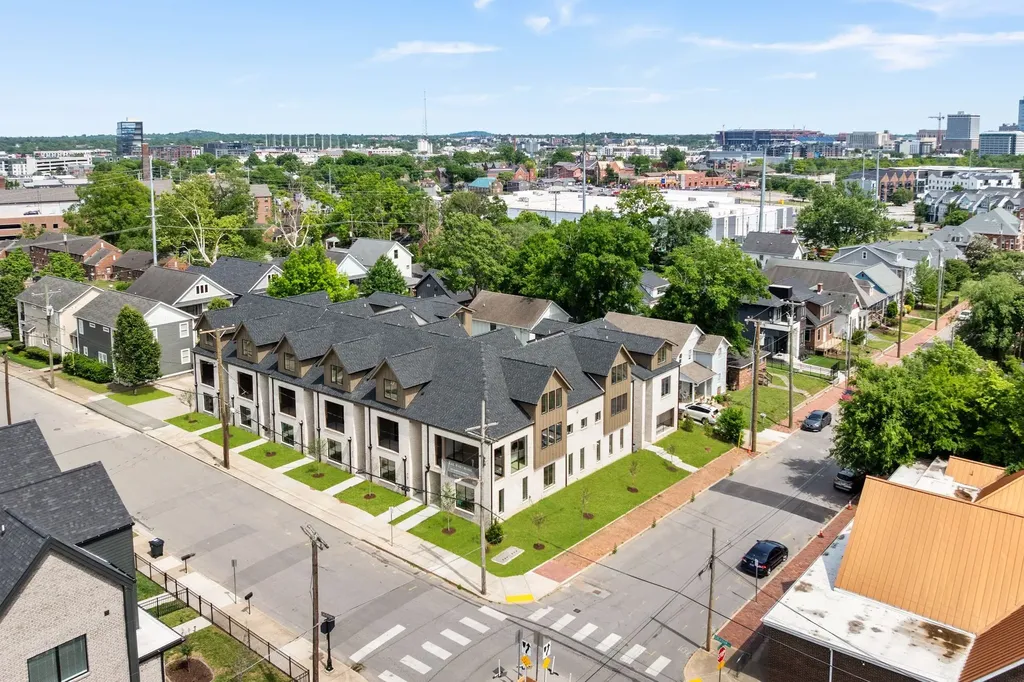 1420 10th Ave, N Nashville TN 37208
