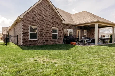 711 Canter Lane Hendersonville TN 37075