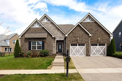 711 Canter Lane Hendersonville TN 37075