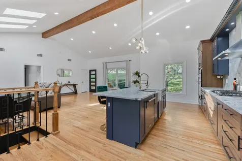 1012 Rodney Drive Nashville TN 37205