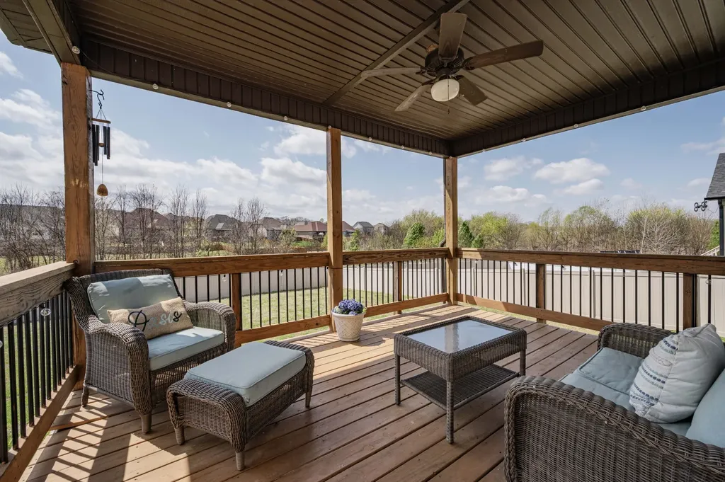 204 Bluebriar Trace Clarksville TN 37043