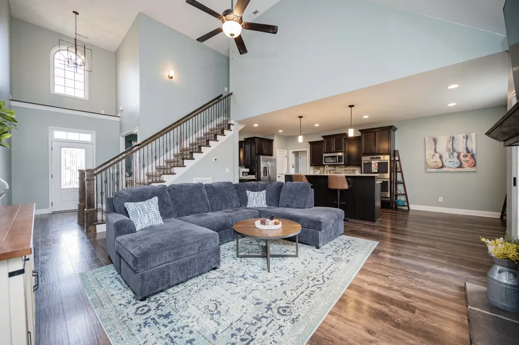 204 Bluebriar Trace Clarksville TN 37043