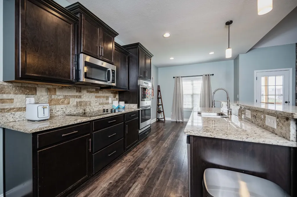 204 Bluebriar Trace Clarksville TN 37043