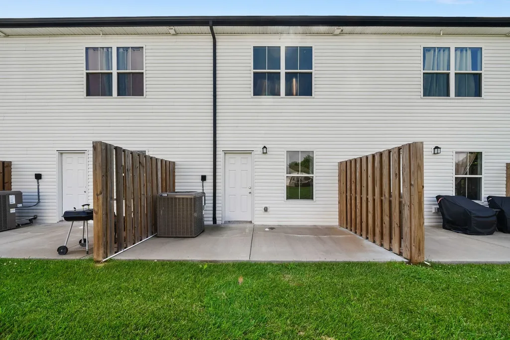 224 Drayton Drive Clarksville TN 37042