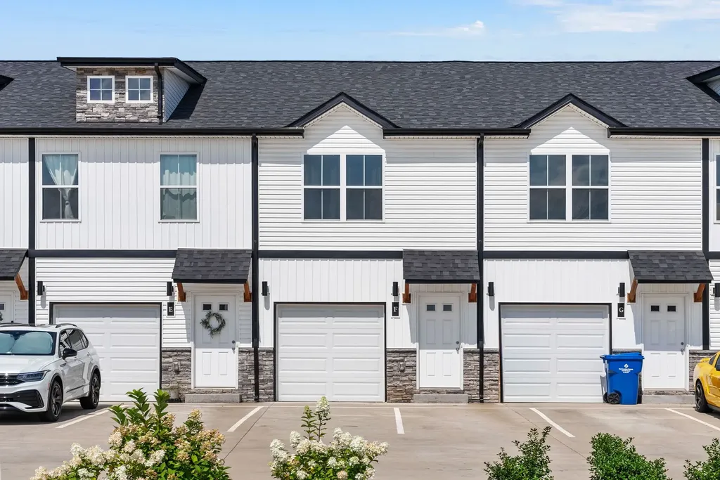 224 Drayton Drive Clarksville TN 37042