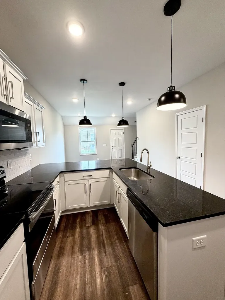 224 Drayton Drive Clarksville TN 37042