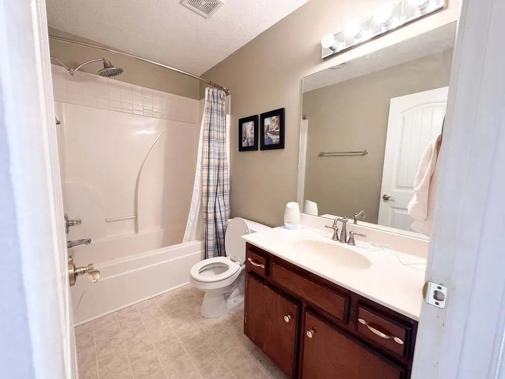 1004 Fall Parkway Murfreesboro TN 37129