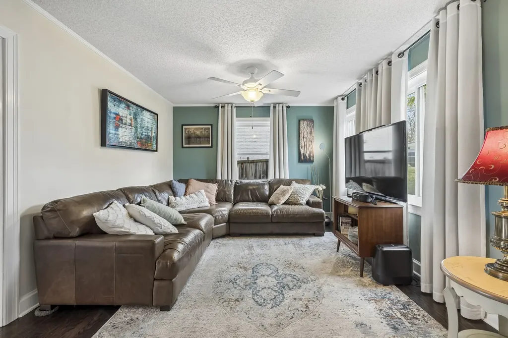 1007 Broadmoor Drive Nashville TN 37216