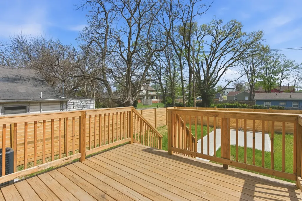 107 Lewis Street Nashville TN 37210
