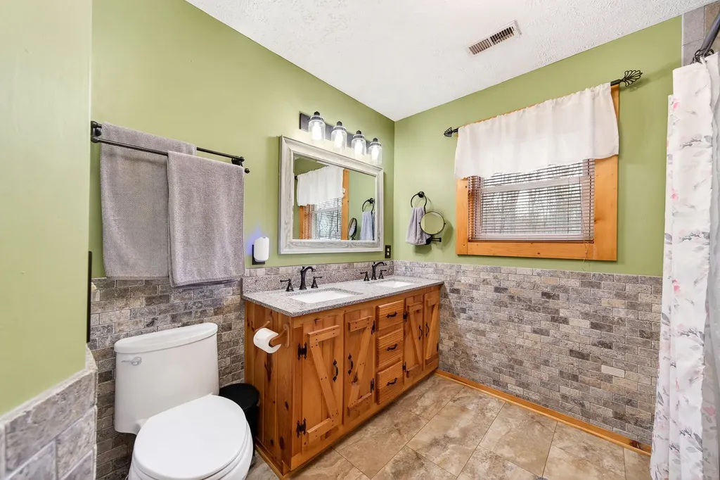 2599 Cummins Mill Road Cookeville TN 38501