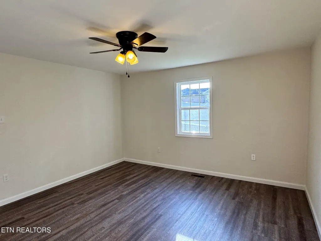 2506 Rugby Pike Jamestown TN 38556