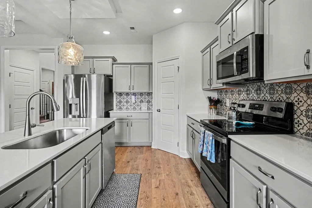 481 Herman Drive Clarksville TN 37042