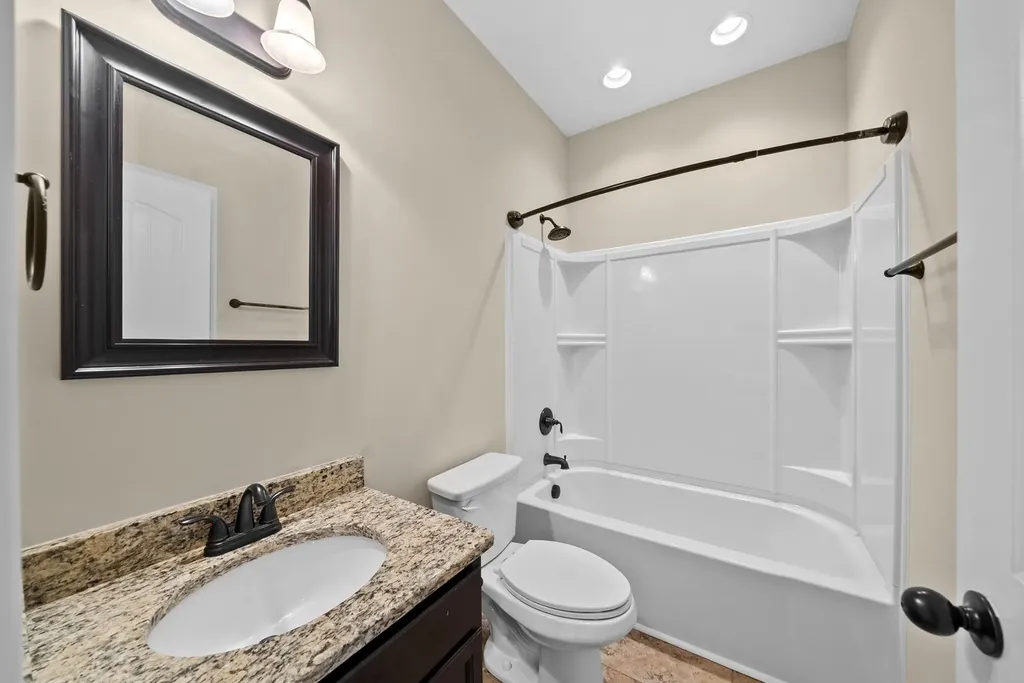 2200 Ellington Gait Drive Clarksville TN 37043