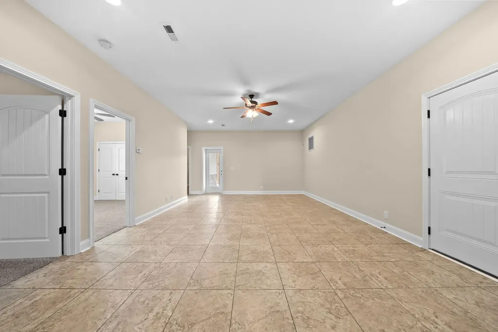 2200 Ellington Gait Drive Clarksville TN 37043