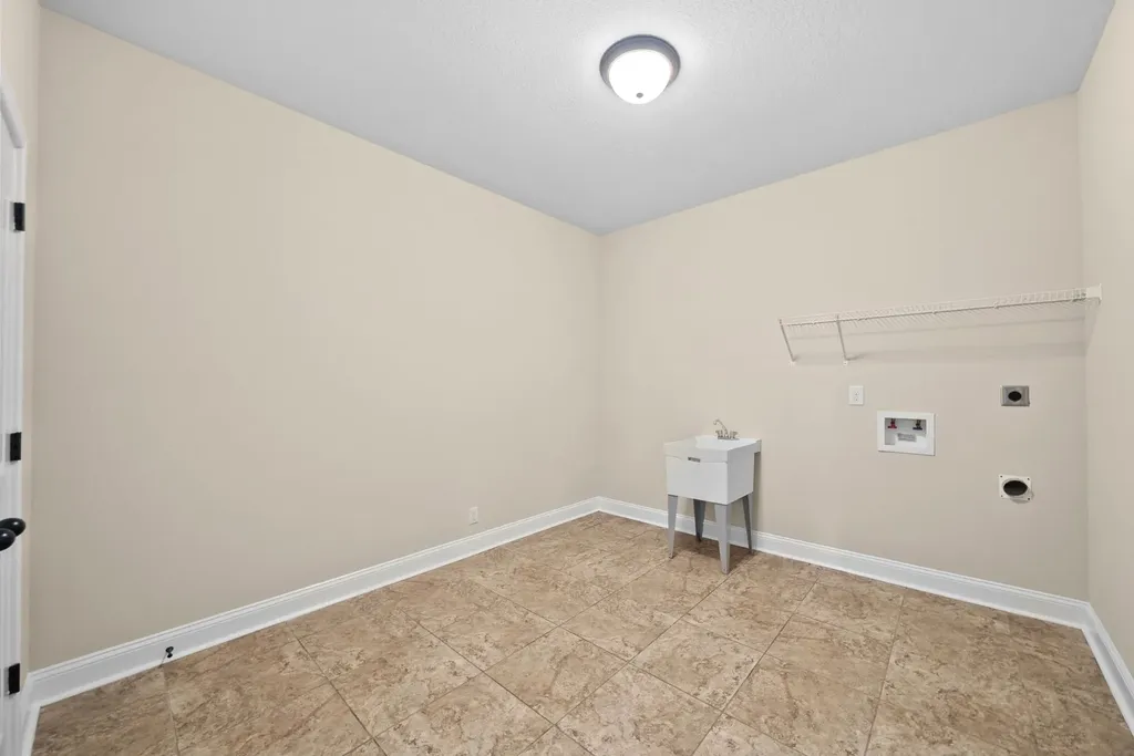 2200 Ellington Gait Drive Clarksville TN 37043