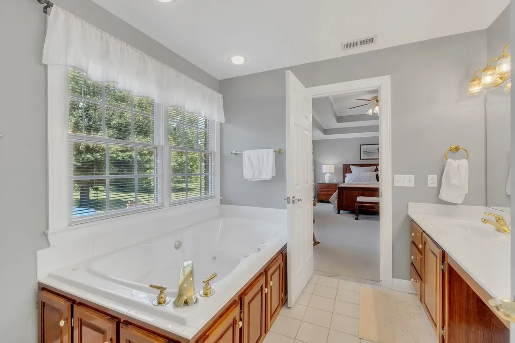 1035 Franklin Heights Drive Winchester TN 37398