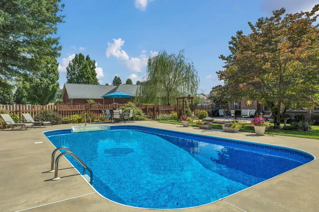 1035 Franklin Heights Drive Winchester TN 37398