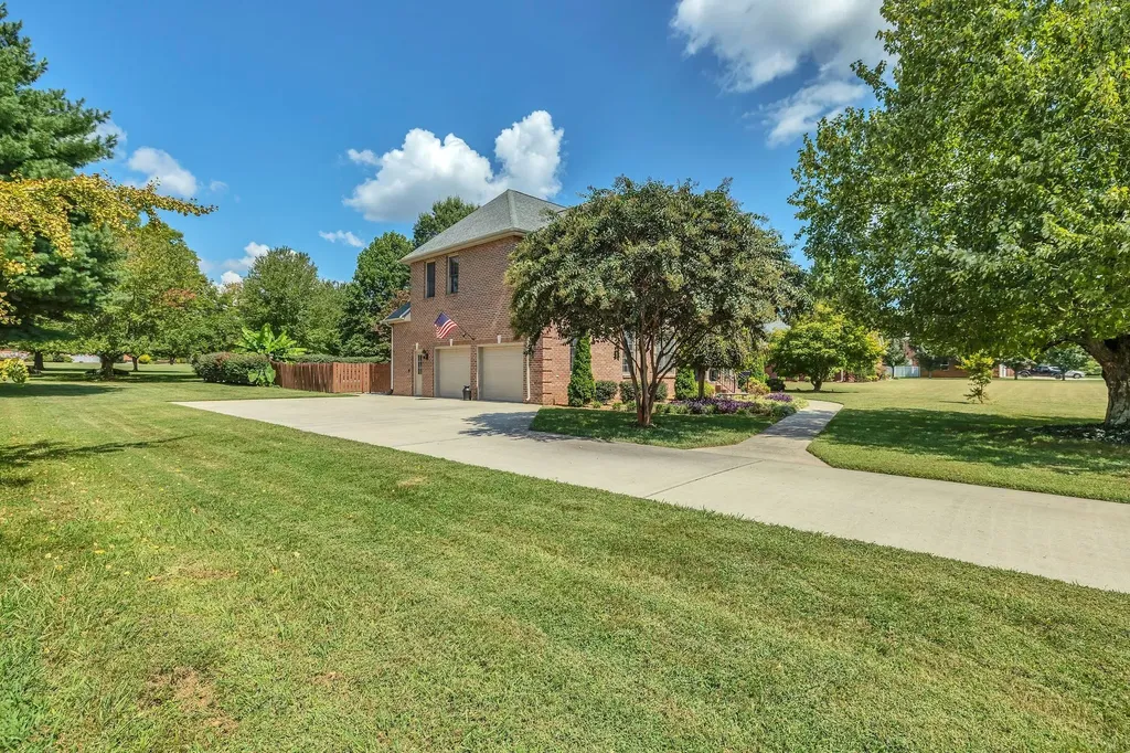 1035 Franklin Heights Drive Winchester TN 37398