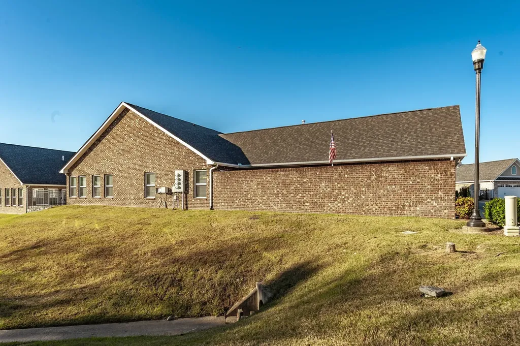 395 Devon Chase Hill Gallatin TN 37066