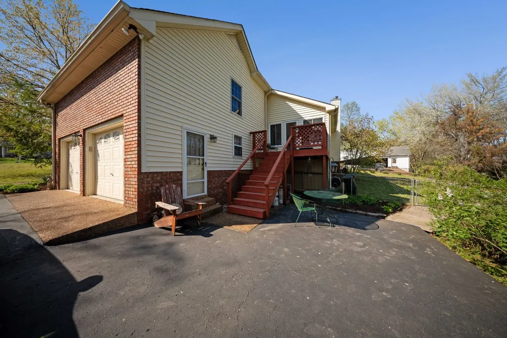 307 Dawn Place Lebanon TN 37087