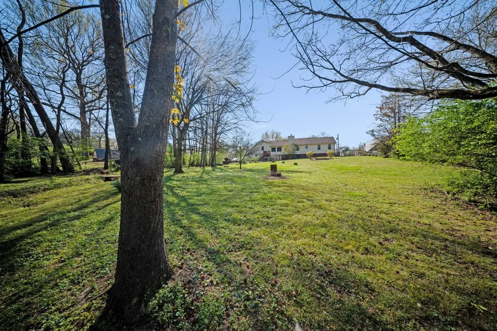 307 Dawn Place Lebanon TN 37087