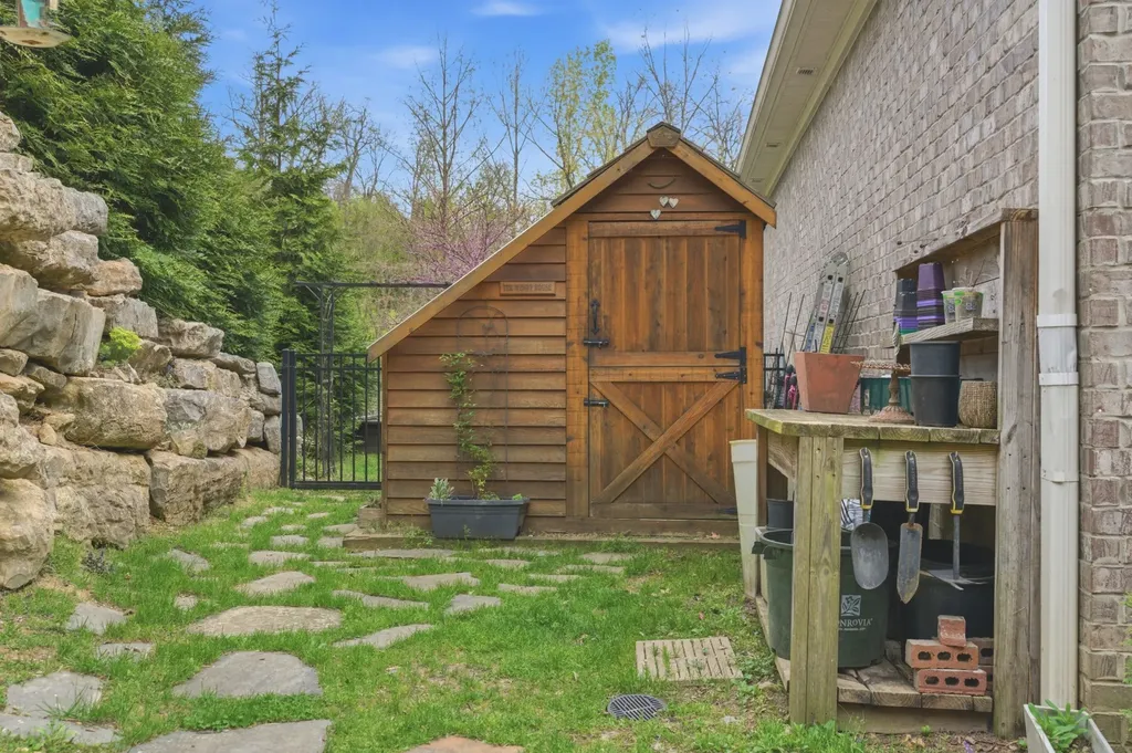 782 Saussy Place Nashville TN 37205