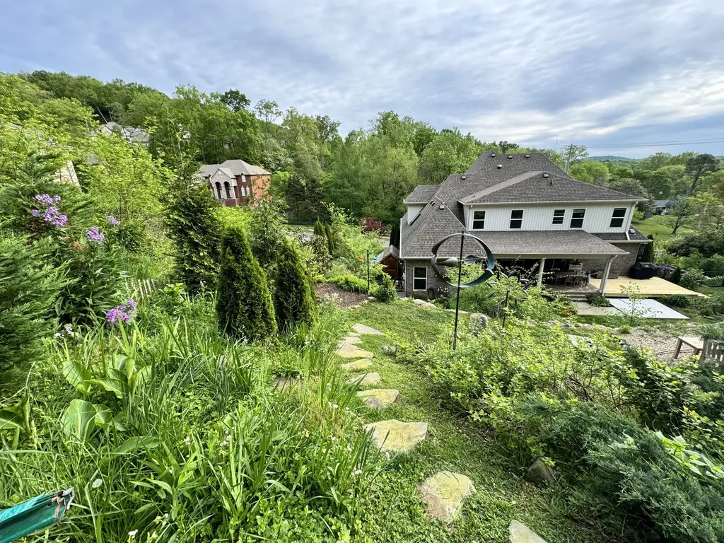 782 Saussy Place Nashville TN 37205