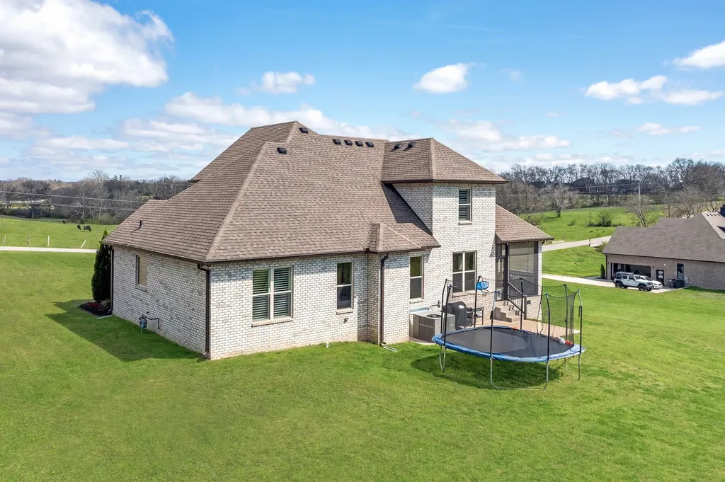 94 Branham Mill Road Gallatin TN 37066
