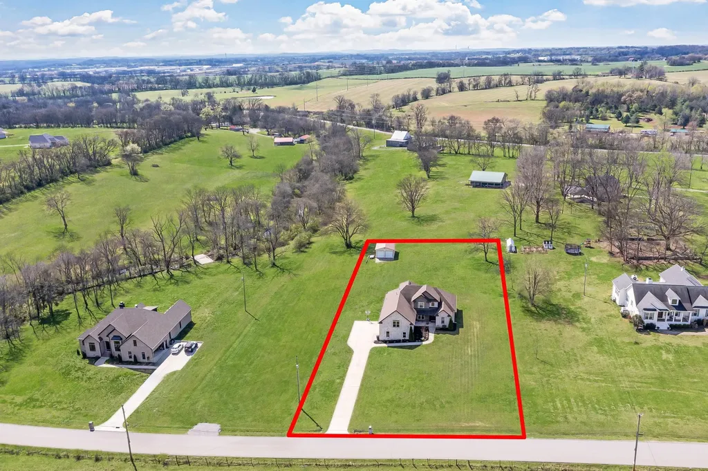 94 Branham Mill Road Gallatin TN 37066