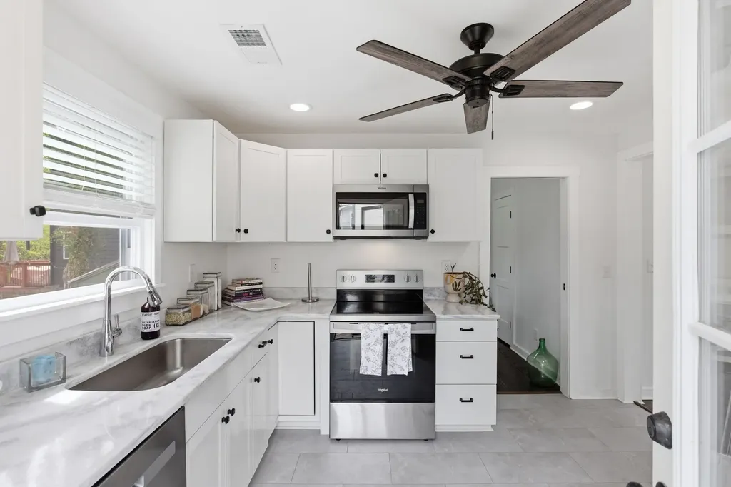 64 Creighton Avenue Nashville TN 37206