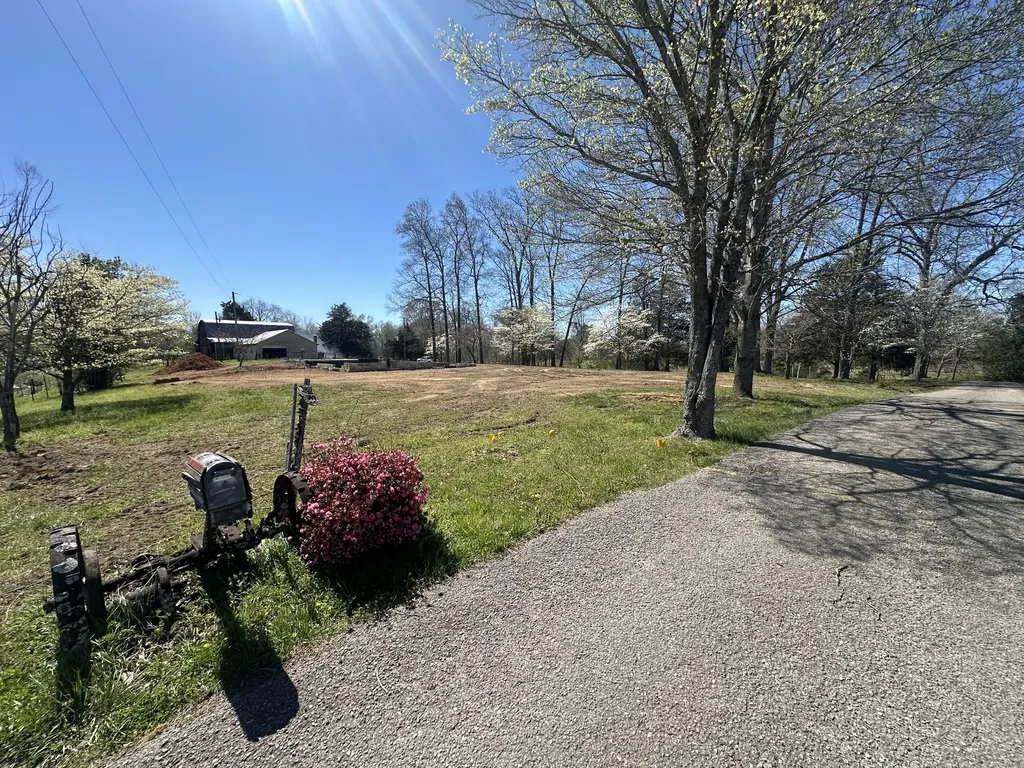 5149 Arnold Thomas Road Silver Point TN 38582