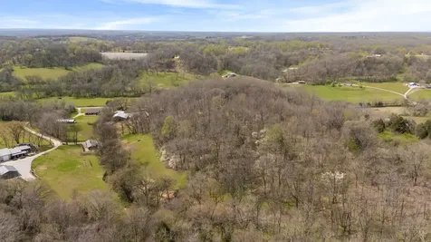 2896 Fly Road Santa Fe TN 38482