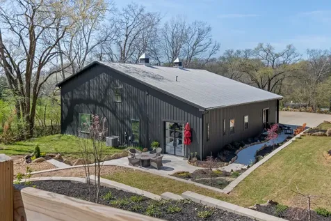 2896 Fly Road Santa Fe TN 38482