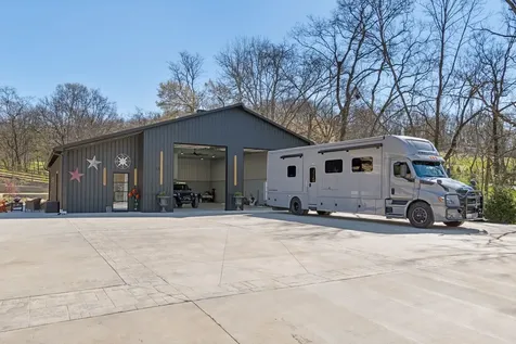2896 Fly Road Santa Fe TN 38482