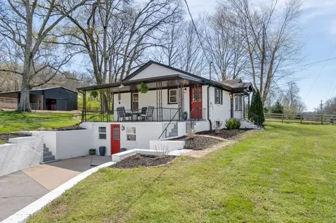 2896 Fly Road Santa Fe TN 38482